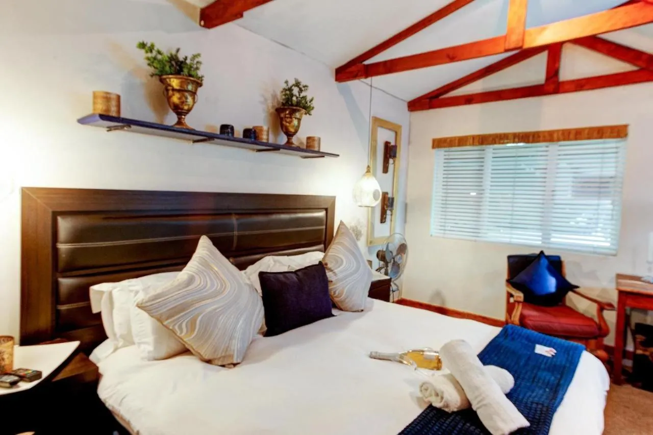Strand Guesthouse 2*,