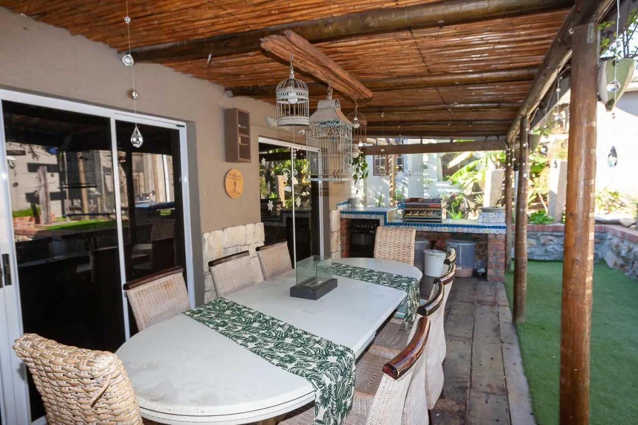 Strand Guesthouse Guest house